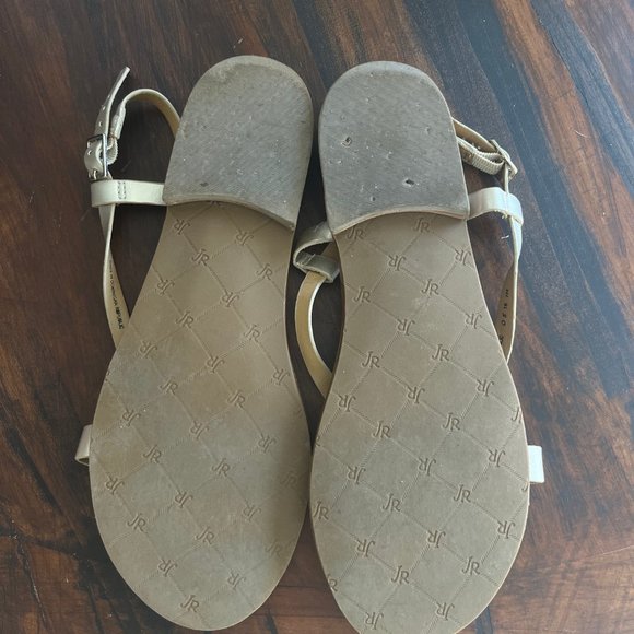Size 7 Jack Rogers Gold Mollie Sandals - Picture 2 of 3